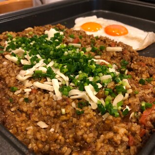 簡単★チーズとカレーの混ぜご飯